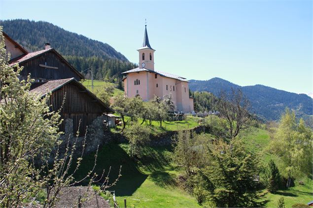 Eglise de ND du Pré - ©Alpcat Médias Cœur de Tarentaise Tourisme