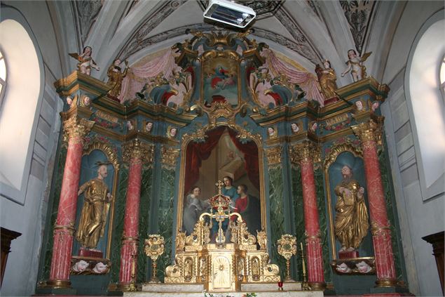 Eglise paroissiale de Notre-d - ©Alpcat Médias Cœur de Tarentaise Tourisme