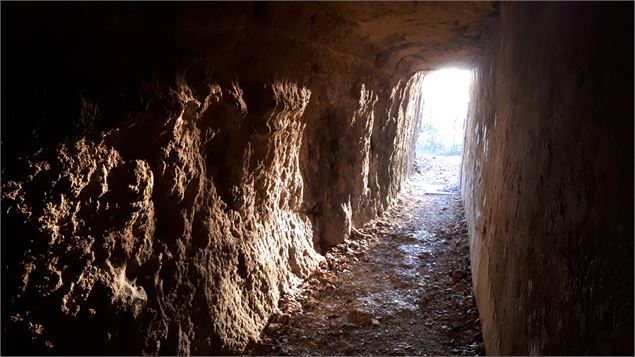 tunnel de l'aqueduc de Briord - Marilou Perino