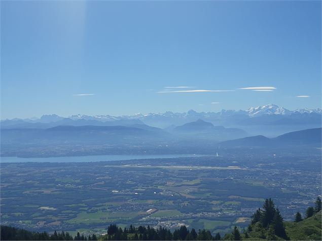 vue sur le Mont Blanc - ©AMbarbe