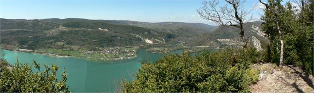 Panorama depuis la Pierre qui vire - Sentiers buissonniers dortanais