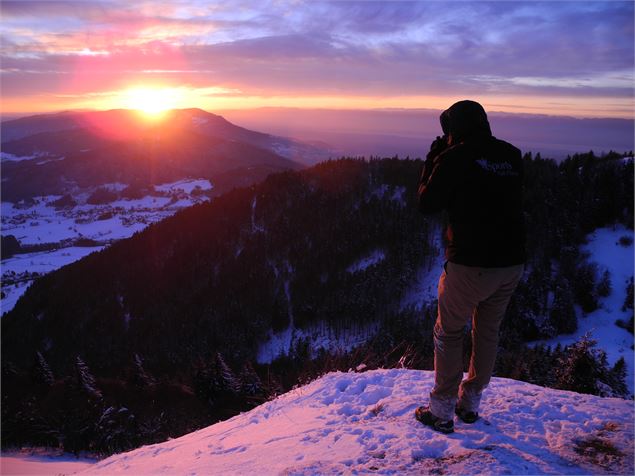 Couché de soleil sur la Vallée Verte et le Bas Chablais - Office de tourisme des Alpes du Léman