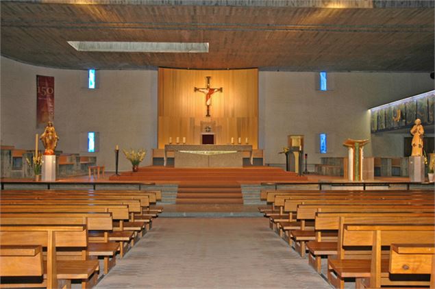 L'église Notre-Dame de la Miséricorde - Office de tourisme Ars Trévoux