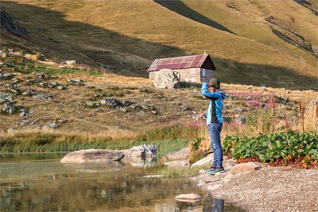 Pêche au lac Laitelet - © OT Saint Sorlin d'Arves - V Bellot-Mauroz