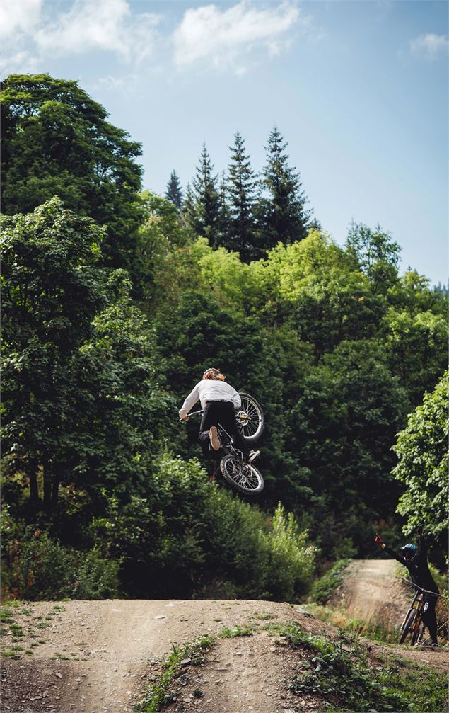 Piste VTT la Serpentine du Bike Park de Châtel - Hanna-Retz- Photography